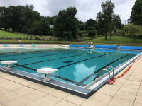 Piscine découverte : ouverte tout l'été